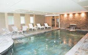 Château Belmont Tours by The Crest Collection